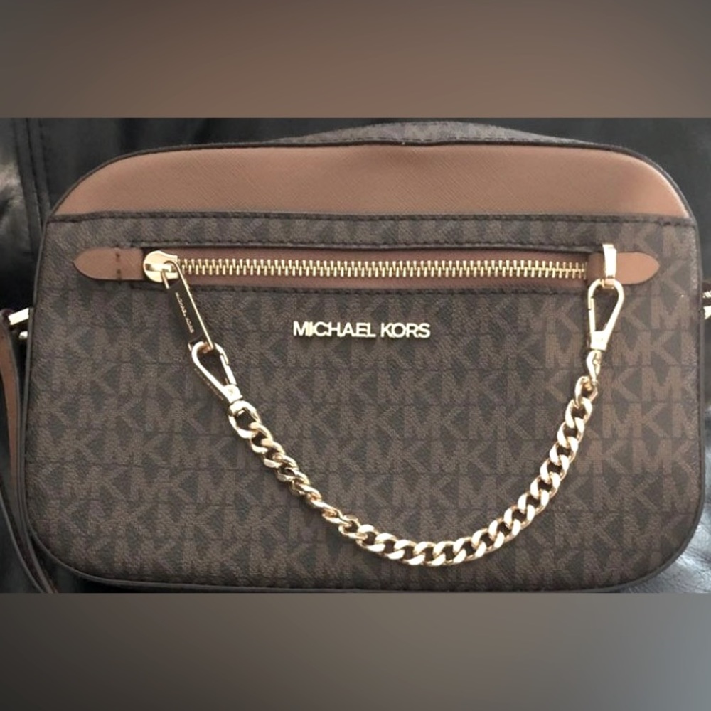 Michael Kors crossbody